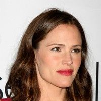 Jennifer Garner in Elyse Walker Pink Party 2011 | Picture 74392